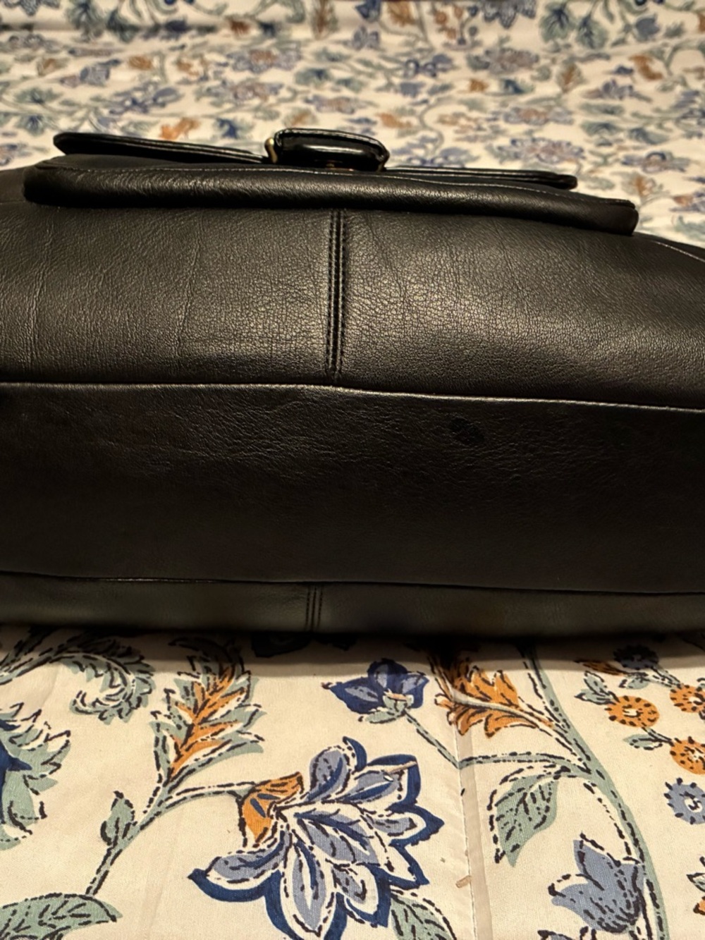 Coach Black Leather Shoulder Tote with Gold Hardware - Picture 10 of 11